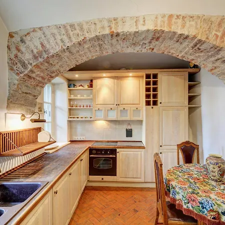 Historic Medieval House With Private Garden Tallinn