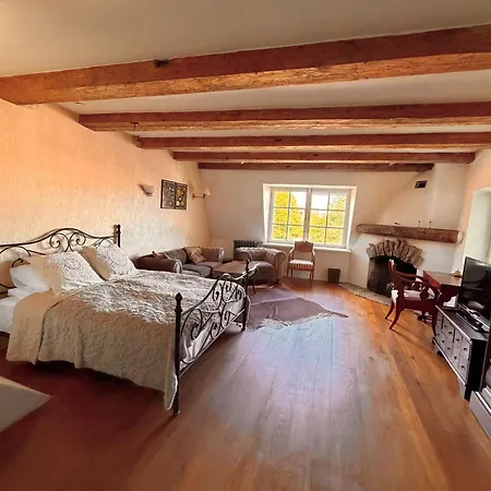 Historic Medieval House With Private Garden * Tallinn